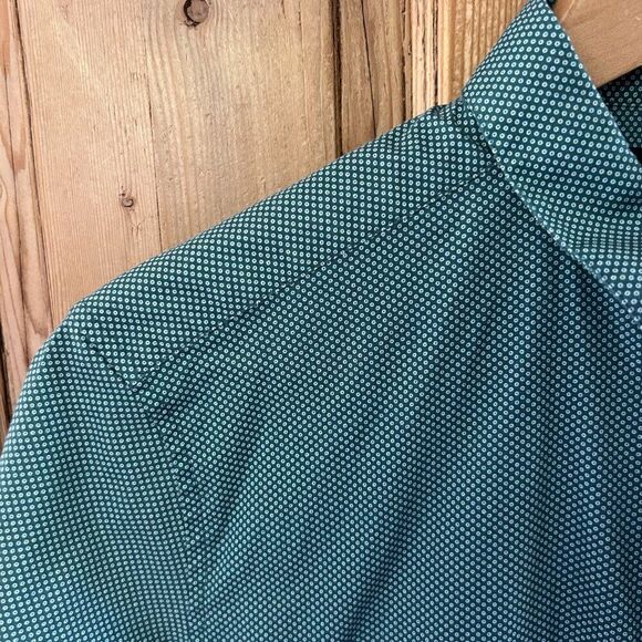 Men's Theory Small Zack Button Up Green White Dots Button Collar Short Sleeve - Picture 3 of 11
